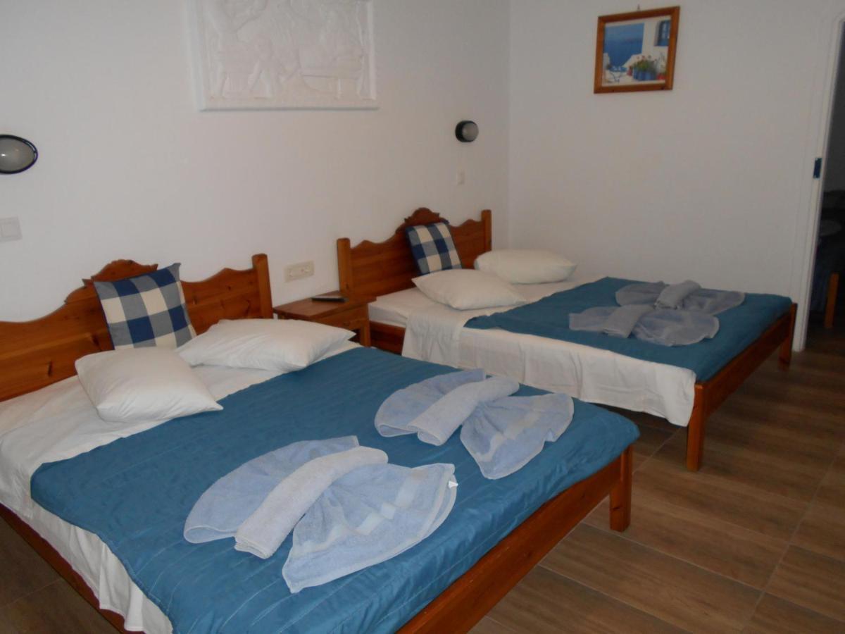 Studios Apartments Kapetanios Perissa  Bagian luar foto