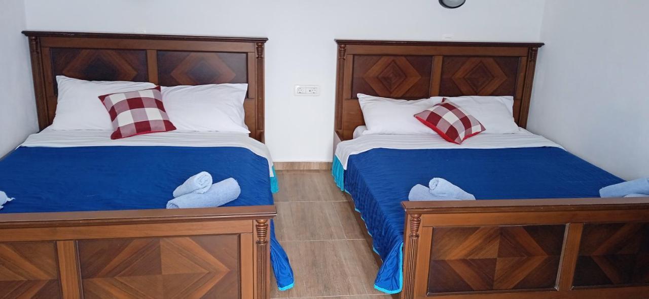 Studios Apartments Kapetanios Perissa  Bagian luar foto