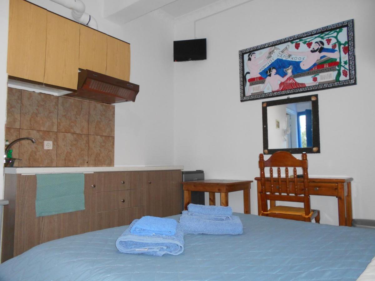 Studios Apartments Kapetanios Perissa  Bagian luar foto