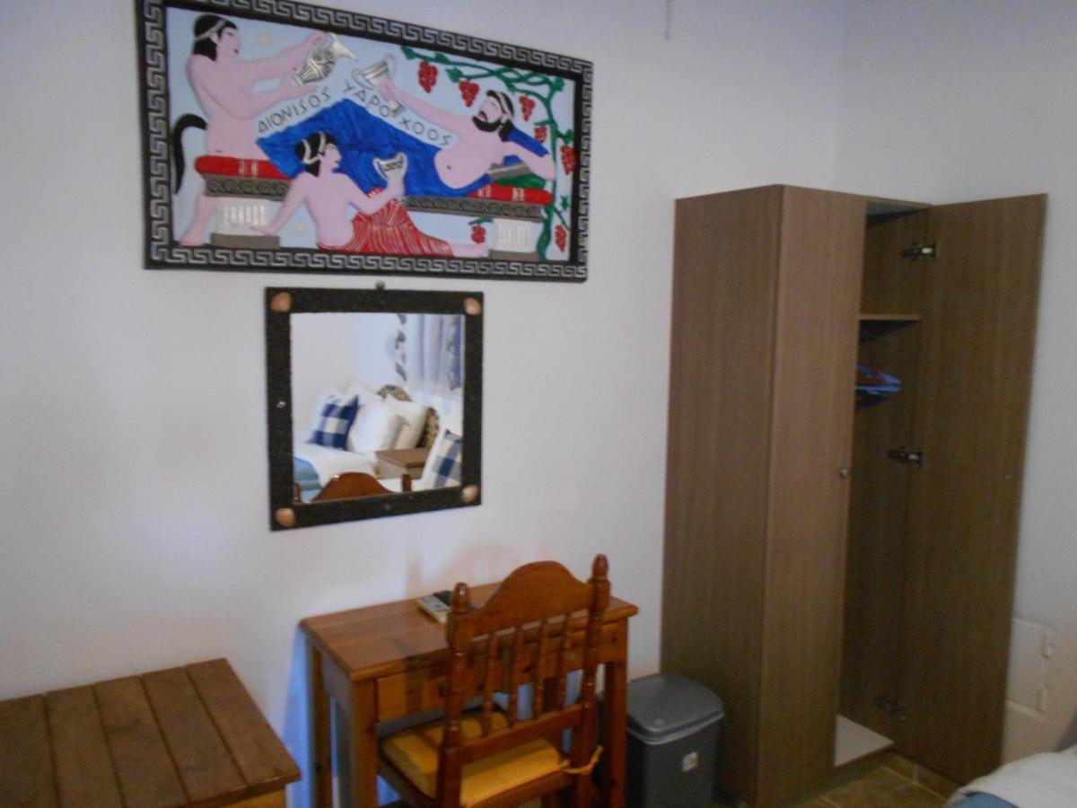 Studios Apartments Kapetanios Perissa  Bagian luar foto