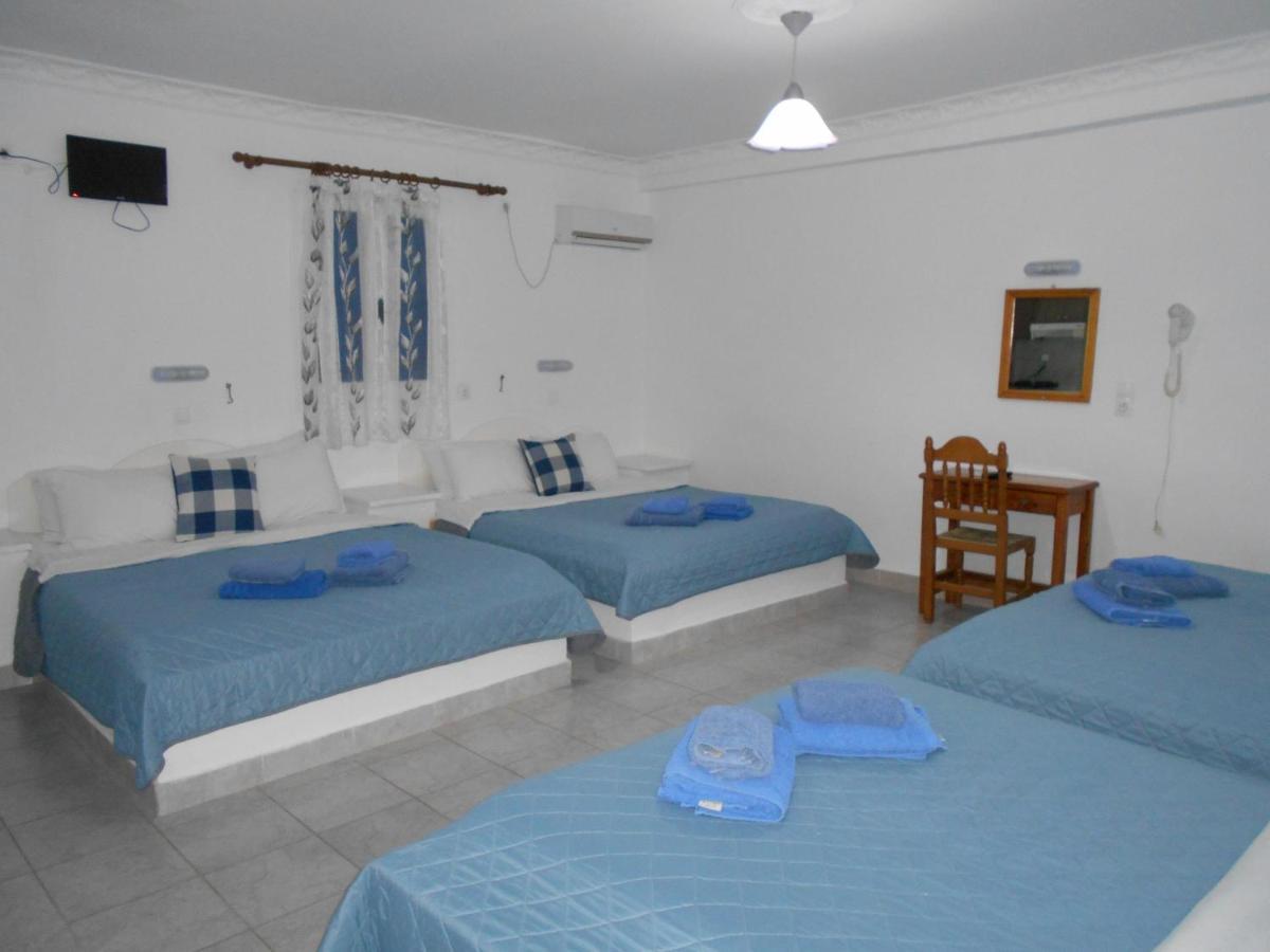 Studios Apartments Kapetanios Perissa  Bagian luar foto