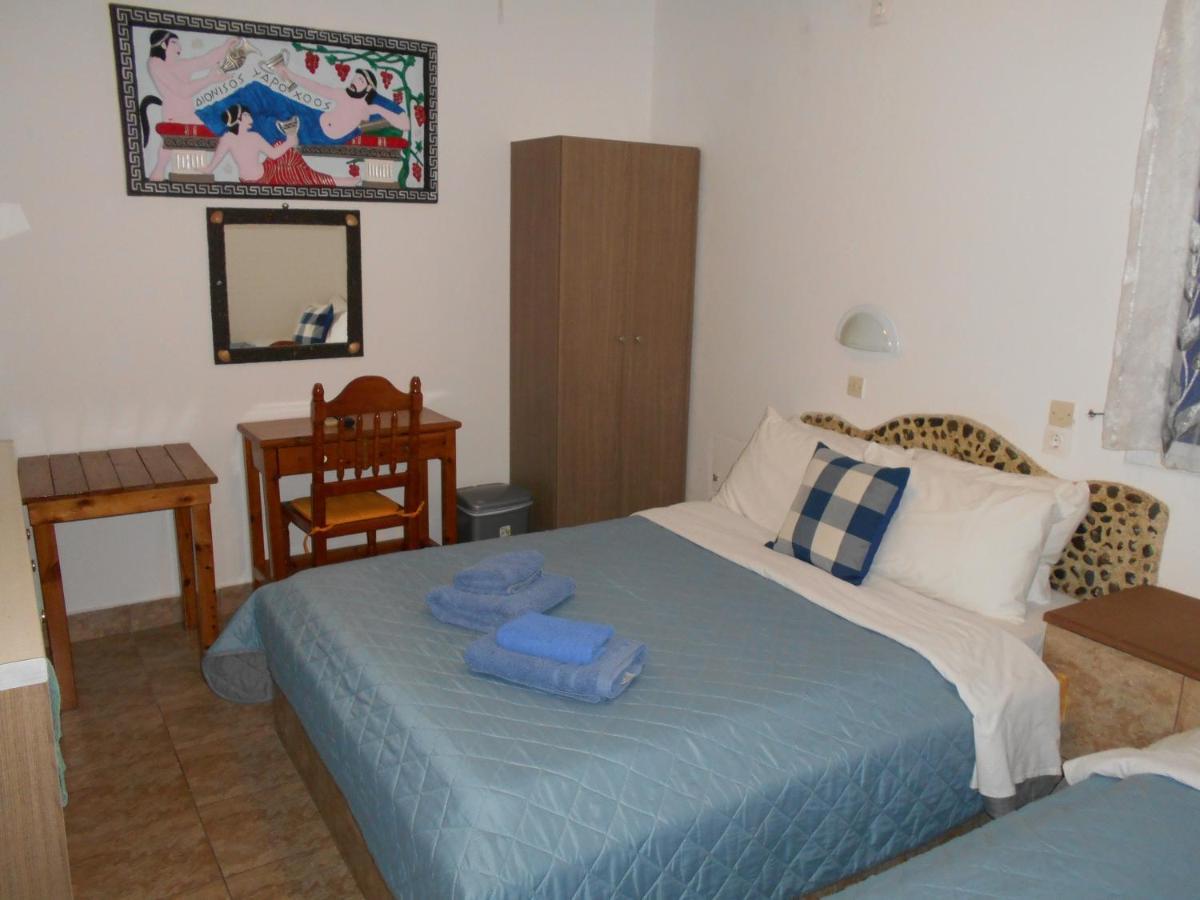 Studios Apartments Kapetanios Perissa  Bagian luar foto